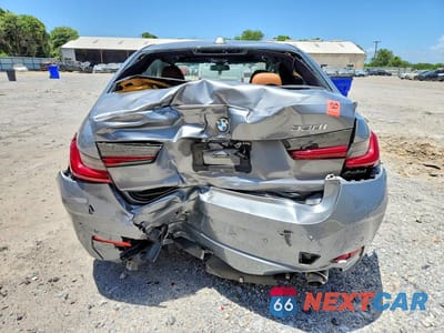 Zdjęcie 6 z 12 samochodu: 2024 BMW 330I VIN:3MW69FF01R8E82228 - miniatura