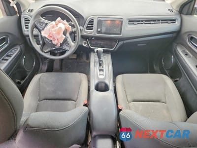 Zdjęcie 8 z 13 samochodu: 2019 HONDA HR-V EX VIN:3CZRU6H52KM728475 - miniatura