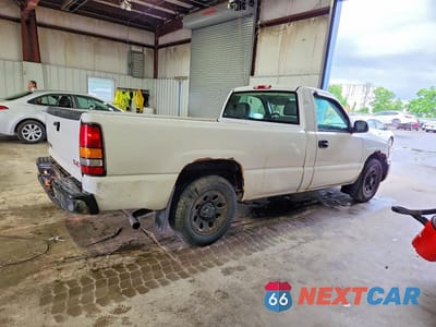 Trzecie zdjęcie samochodu z tyłu: 2006 GMC NEW SIERRA C1500 VIN:3GTEC14X36G146083 - miniatura