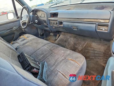 Zdjęcie 8 z 12 samochodu: 1993 FORD F150 VIN:2FTEF15N9PCA64829 - miniatura