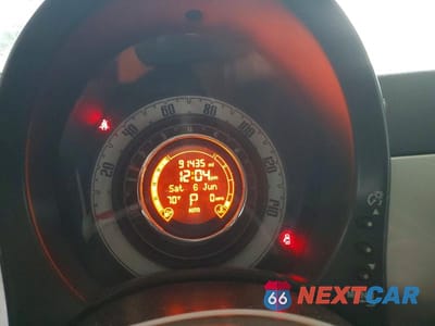 Zdjęcie 9 z 12 samochodu: 2014 FIAT 500 VIN:3C3CFFAR5ET241496 - miniatura