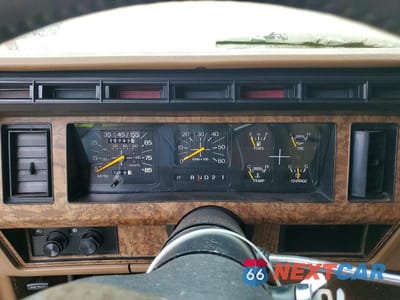 Zdjęcie 9 z 12 samochodu: 1986 FORD F250 VIN:1FTHX25L7GKA72082 - miniatura