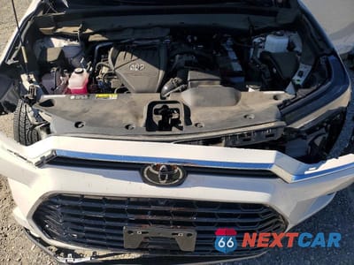 Zdjęcie 12 z 13 samochodu: 2024 TOYOTA GRAND HIGHLANDER PLATINUM VIN:5TDAAAB57RS010325 - miniatura