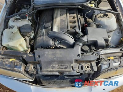 Zdjęcie 11 z 12 samochodu: 2000 BMW 323 CI VIN:WBABM3341YJN88233 - miniatura