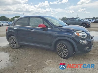 Czwarte zdjęcie samochodu z boku: 2017 FIAT 500X LOUNGE VIN:ZFBCFXDB1HP581899 - miniatura