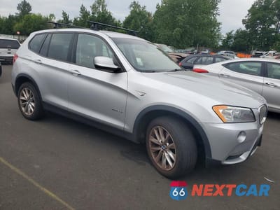 Czwarte zdjęcie samochodu z boku: 2014 BMW X3 XDRIVE28I VIN:5UXWX9C57E0D36884 - miniatura