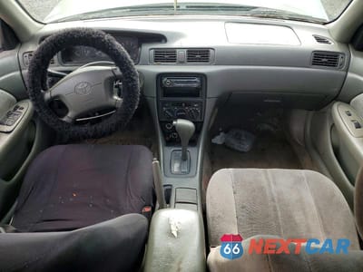 Zdjęcie 8 z 12 samochodu: 1998 TOYOTA CAMRY LE VIN:JT2BG22K2W0130989 - miniatura