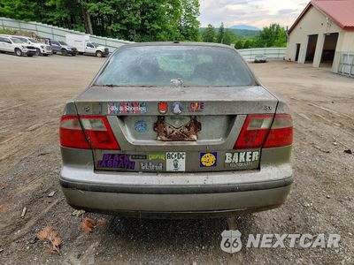 Zdjęcie 6 z 12 samochodu: 1995 SAAB 900 VIN:YS3EB49E523041904 - miniatura