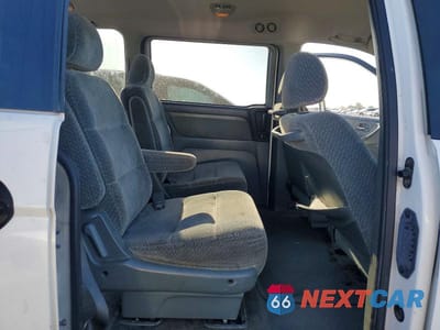 Zdjęcie 11 z 13 samochodu: 2000 HONDA ODYSSEY LX VIN:2HKRL1855YH585659 - miniatura