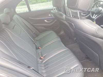 Zdjęcie 10 z 12 samochodu: 2019 MERCEDES-BENZ E 300 4MATIC VIN:WDDZF4KB0KA617395 - miniatura