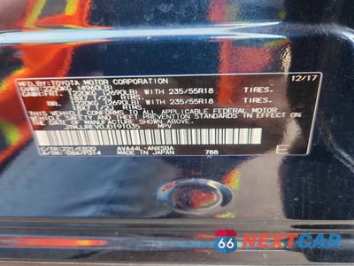 Zdjęcie 12 z 12 samochodu: 2018 TOYOTA RAV4 HV SE VIN:JTMJJREV0JD191035 - miniatura