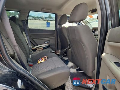 Zdjęcie 11 z 13 samochodu: 2009 JEEP GRAND CHEROKEE LAREDO VIN:1J8GR48K09C542253 - miniatura