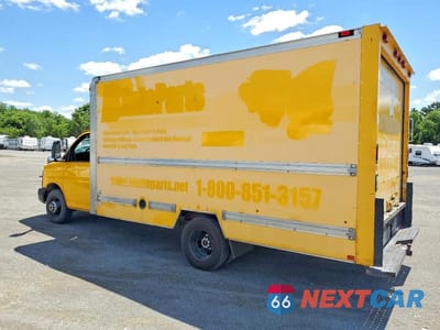 Trzecie zdjęcie samochodu z tyłu: 2006 GMC SAVANA CUTAWAY G3500 VIN:1GDHG31U461901937 - miniatura