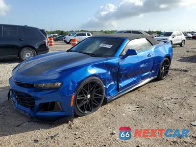 2017 CHEVROLET CAMARO LT 1G1FB3DX3H0149939 - główne zdjęcie licytacji z USA - miniatura