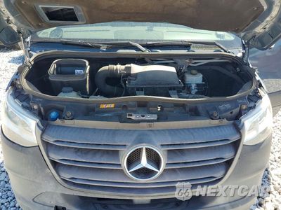 Zdjęcie 11 z 12 samochodu: 2019 MERCEDES BENZ SPRINTER 2500 DELIVERY VAN VIN:WD4PF0CD5KP060190 - miniatura