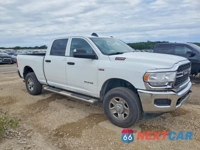 Czwarte zdjęcie samochodu z boku: 2022 RAM 2500 TRADESMAN VIN:3C6UR5CJ6NG250488 - miniatura