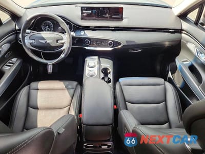 Zdjęcie 8 z 12 samochodu: 2023 GENESIS GV70 2.5T STANDARD VIN:KMUMADTB3PU093552 - miniatura