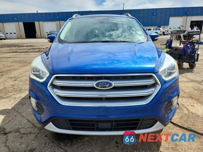Piąte zdjęcie samochodu w środku: 2017 FORD ESCAPE TITANIUM VIN:1FMCU0JD3HUE05630 - miniatura