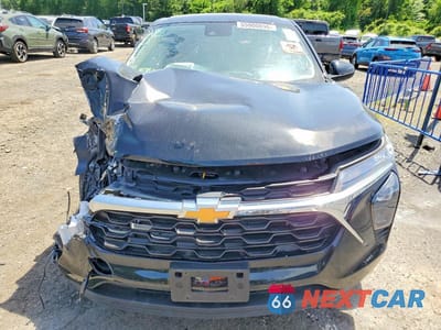 Piąte zdjęcie samochodu w środku: 2025 CHEVROLET TRAX LS VIN:KL77LFEP3SC108819 - miniatura