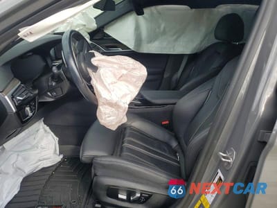 Zdjęcie 7 z 13 samochodu: 2022 BMW 530XE VIN:WBA33AG0XNCK81050 - miniatura