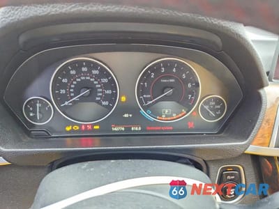 Zdjęcie 9 z 13 samochodu: 2017 BMW 330 XI VIN:WBA8D9G36HNU64126 - miniatura
