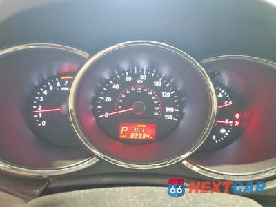 Zdjęcie 9 z 13 samochodu: 2013 KIA SORENTO EX VIN:5XYKUCA69DG313114 - miniatura
