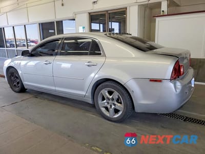 Drugie zdjęcie samochodu z przodu: 2010 CHEVROLET MALIBU LS VIN:1G1ZA5EB9AF311414 - miniatura