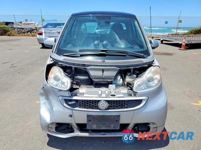 Piąte zdjęcie samochodu w środku: 2013 SMART FORTWO VIN:WMEEJ3BA5DK683402 - miniatura