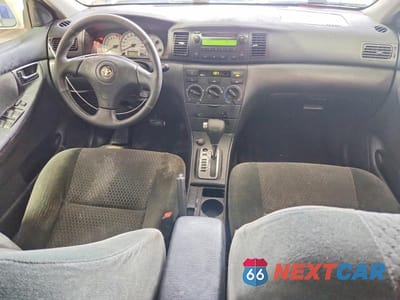 Zdjęcie 8 z 12 samochodu: 2005 TOYOTA COROLLA S VIN:2T1BR32E95C424749 - miniatura
