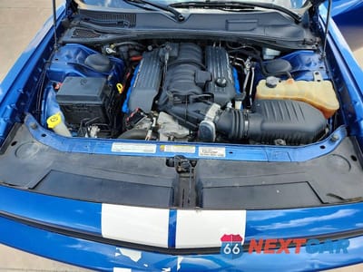 Zdjęcie 11 z 12 samochodu: 2011 DODGE CHALLENGER SRT-8 VIN:2B3CJ7DJ4BH505142 - miniatura