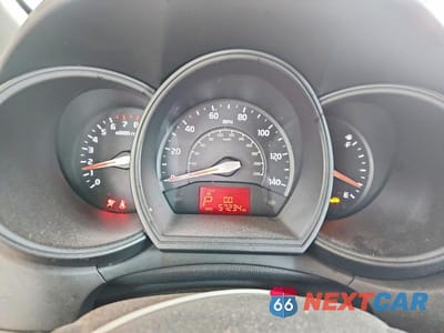 Zdjęcie 9 z 12 samochodu: 2013 KIA RIO LX VIN:KNADM5A36D6236020 - miniatura