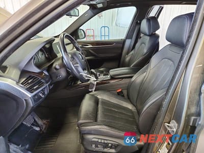 Zdjęcie 7 z 13 samochodu: 2018 BMW X5 XDRIVE35I VIN:5UXKR0C52J0X98264 - miniatura