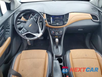 Zdjęcie 8 z 13 samochodu: 2020 CHEVROLET TRAX 1LT VIN:3GNCJPSB3LL234150 - miniatura