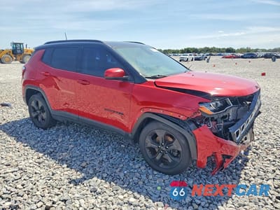 Czwarte zdjęcie samochodu z boku: 2019 JEEP COMPASS LATITUDE VIN:3C4NJDBB4KT812643 - miniatura