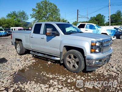 Czwarte zdjęcie samochodu z boku: 2015 CHEVROLET SILVERADO K1500 LT VIN:1GCVKREC6FZ264237 - miniatura