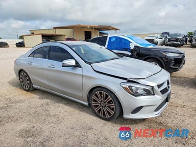Czwarte zdjęcie samochodu z boku: 2018 MERCEDES-BENZ CLA 250 VIN:WDDSJ4EB5JN601177 - miniatura