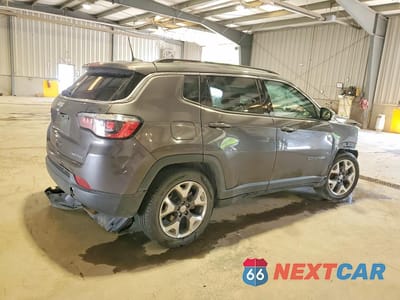 Trzecie zdjęcie samochodu z tyłu: 2020 JEEP COMPASS LIMITED VIN:3C4NJCCB5LT128792 - miniatura