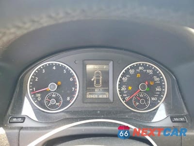 Zdjęcie 9 z 14 samochodu: 2016 VOLKSWAGEN TIGUAN S VIN:WVGAV7AX6GW570176 - miniatura