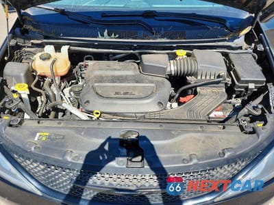 Zdjęcie 12 z 13 samochodu: 2019 CHRYSLER PACIFICA LIMITED VIN:2C4RC1GGXKR605403 - miniatura