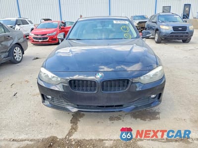 Piąte zdjęcie samochodu w środku: 2015 BMW 320 I VIN:WBA3B1G56FNT64429 - miniatura