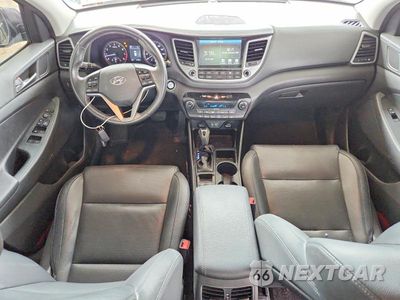 Zdjęcie 8 z 13 samochodu: 2017 HYUNDAI TUCSON SE PLUS VIN:KM8J3CA4XHU500973 - miniatura