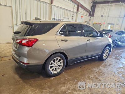 Trzecie zdjęcie samochodu z tyłu: 2018 CHEVROLET EQUINOX LT VIN:3GNAXSEV0JS623782 - miniatura