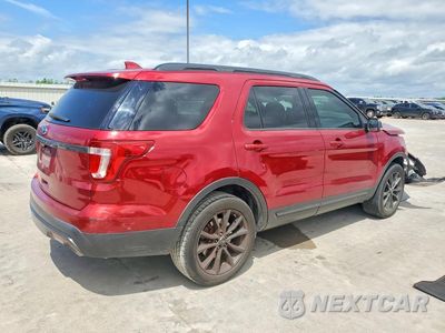 Trzecie zdjęcie samochodu z tyłu: 2017 FORD EXPLORER XLT VIN:1FM5K7D83HGD86565 - miniatura