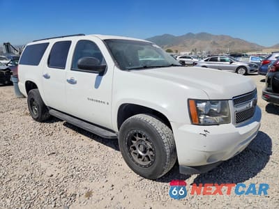 Czwarte zdjęcie samochodu z boku: 2009 CHEVROLET SUBURBAN K1500 LS VIN:1GNFK16399R258142 - miniatura