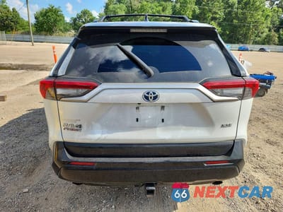 Zdjęcie 6 z 14 samochodu: 2024 TOYOTA RAV4 PRIME XSE VIN:JTMEB3FV9RD181836 - miniatura
