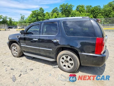 Drugie zdjęcie samochodu z przodu: 2007 CADILLAC ESCALADE LUXURY VIN:1GYFK638X7R222411 - miniatura