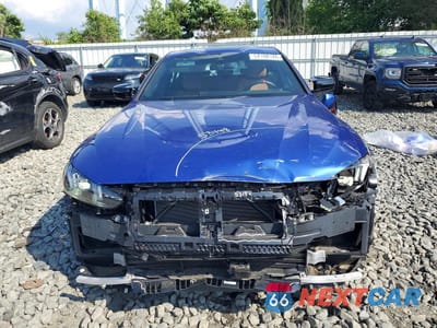 Piąte zdjęcie samochodu w środku: 2025 BMW I4 M50 VIN:WBY33HD04SFU48916 - miniatura