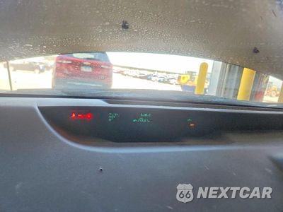 Zdjęcie 9 z 12 samochodu: 2007 TOYOTA PRIUS BASE VIN:JTDKB20U577591249 - miniatura