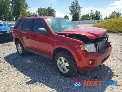 Czwarte zdjęcie samochodu z boku: 2010 FORD ESCAPE XLT VIN:1FMCU9DG9AKD03471 - miniatura