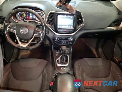 Zdjęcie 8 z 13 samochodu: 2016 JEEP CHEROKEE LATITUDE VIN:1C4PJMCB9GW228232 - miniatura